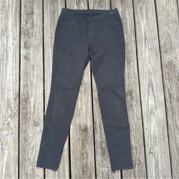 Uniqlo Pull on Grey Legging Pants - Picture 1 of 3